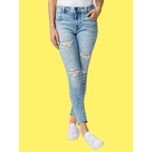 NEW MAURICE'S Jeans Light Wash Size 14‎ Ripped Distressed Denim High Waisted